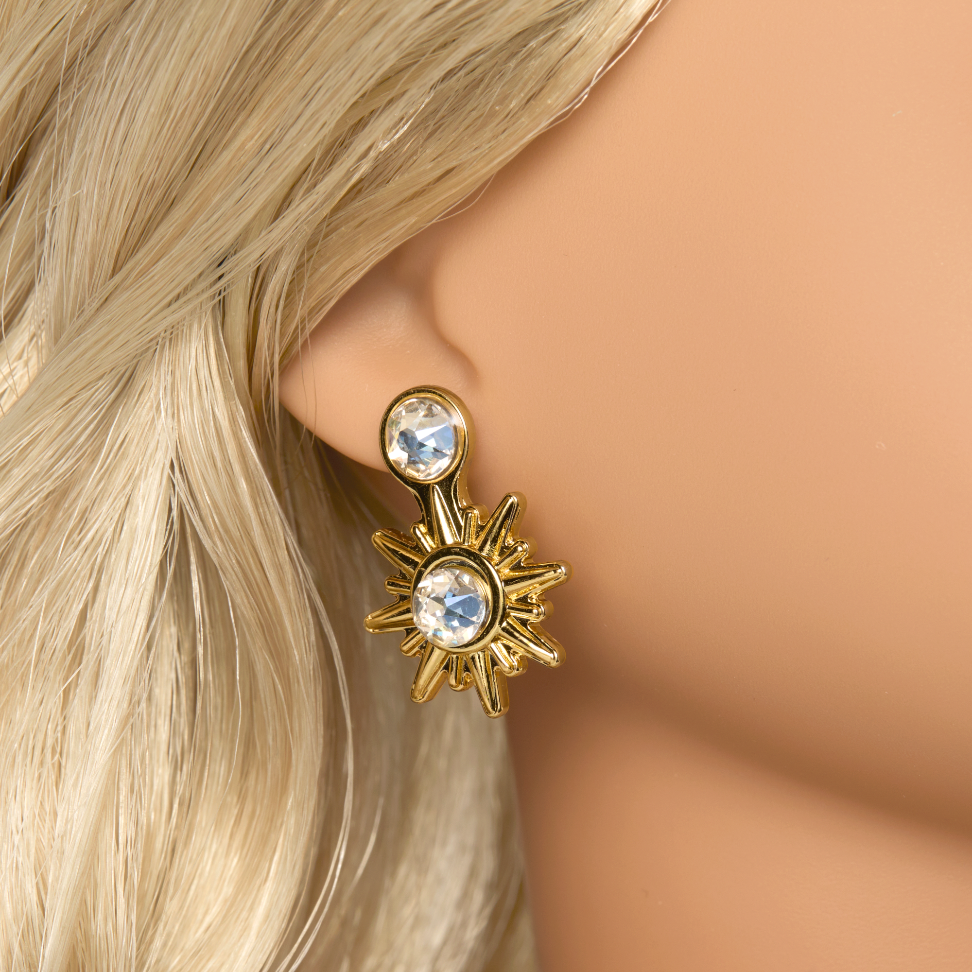 American Girl 2025 Glimmering Gold Holiday Collector Doll - Image 5